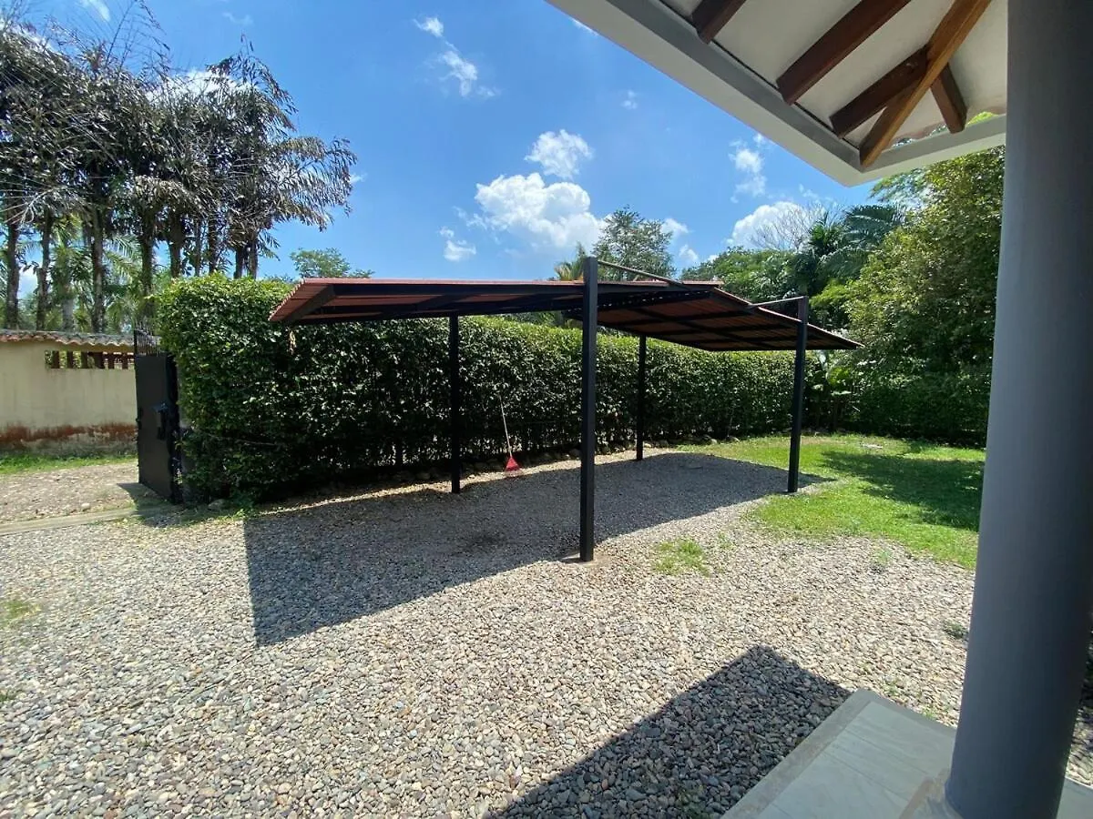 Holiday home Casa Campestre Con Piscina En Villavicencio Colombia